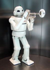 20061108180124-200px-toyota-robot-at-toyota-kaikan-1-.jpg
